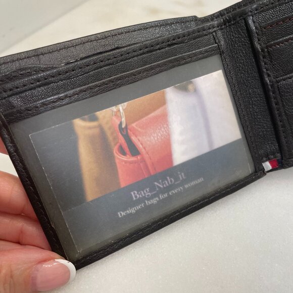 Tommy Hilfiger Men's Classic Logo Bifold Dark Brown Leather Wallet - Picture 10 of 13